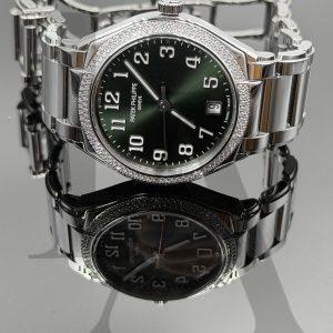 Patek Philippe Twenty~4 | 7300/1200A-011 | 橄欖綠日輝紋錶面